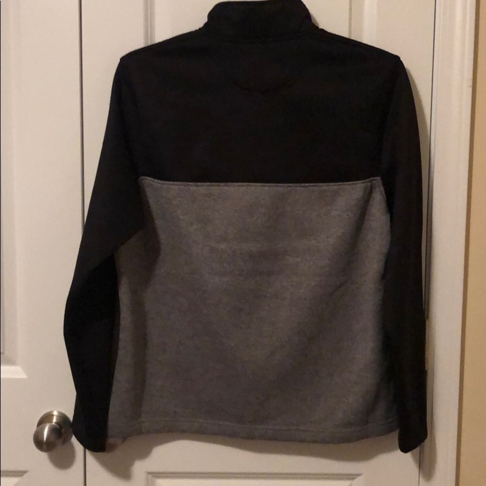 Izod Color Block pullover - Picture 2 of 4